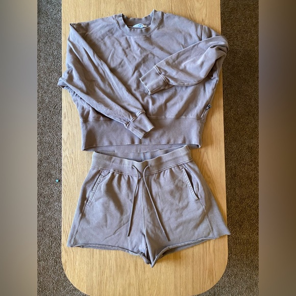 Sweatshirt Set - Picture 6 of 7